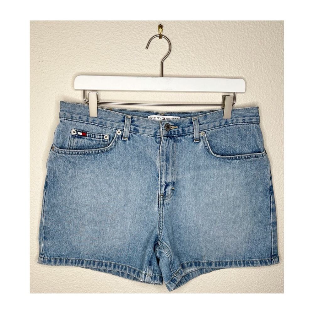 TOMMY HILFIGER JEANS Women’s Light Wash Jean Shorts Size 12